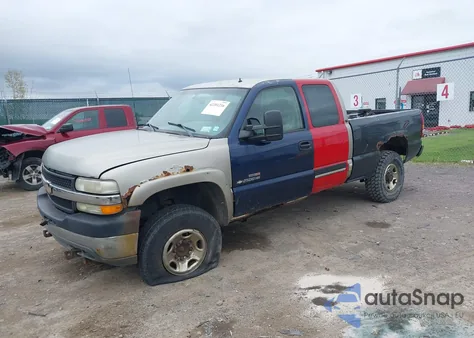 2001 Chevrolet Silverado 2500Hd Lt from USA, damaged, VIN 1GCHK29101E294069